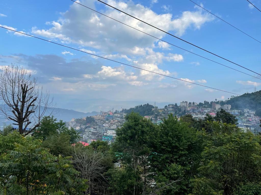 La Colline Resort Kohima Exterior foto