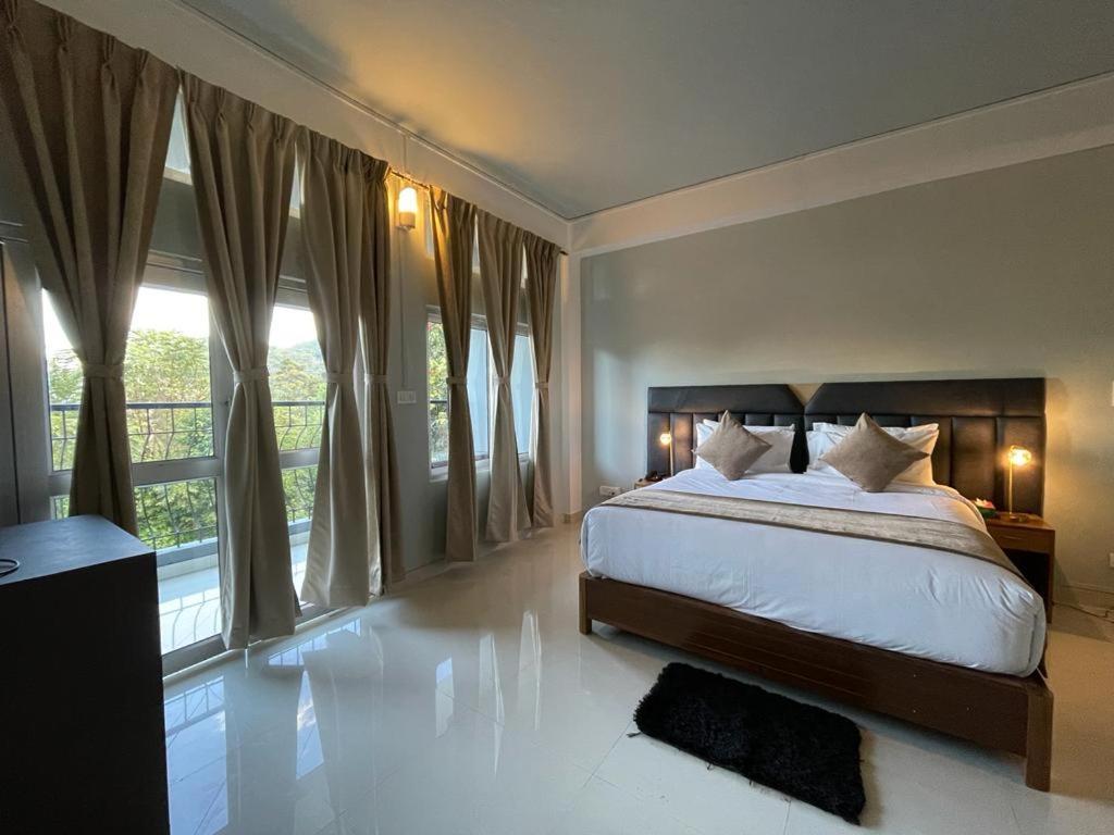 La Colline Resort Kohima Exterior foto