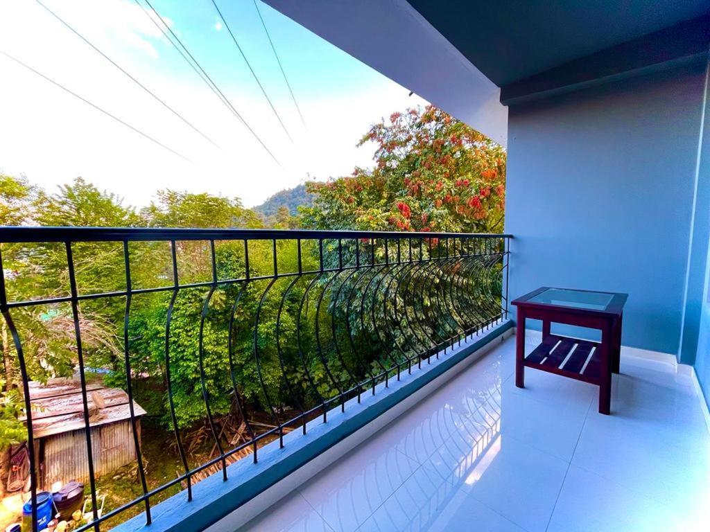 La Colline Resort Kohima Exterior foto
